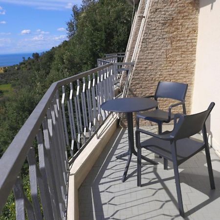 Hotel Due Gemelli Riomaggiore Exterior foto